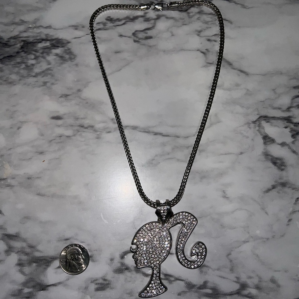 Barbie Pendant Necklace - Picture 2 of 2